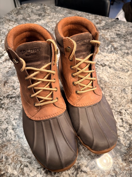 Sperry Other - Sperry Two-Tone Brown and Dark Brown Duck Boots - Lace-Up
